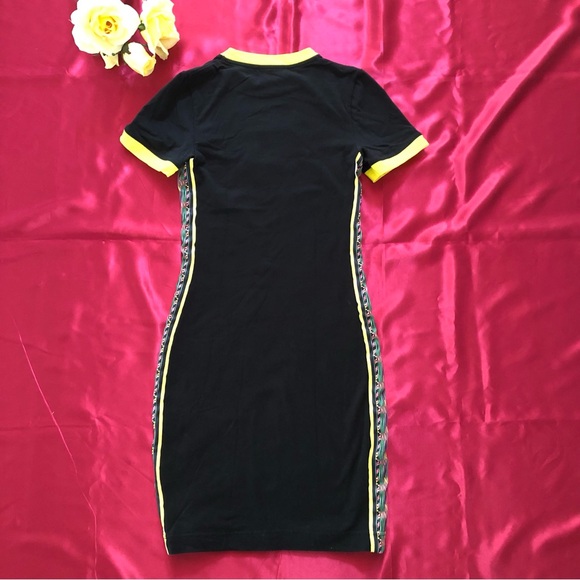 Nike Casual/T-Shirt Black Short Sleeve Dress With Crew Neck & Yellow Piping - Picture 4 of 8